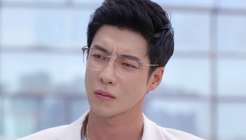 林天诺阚迪拥抱发糖 患难见真情