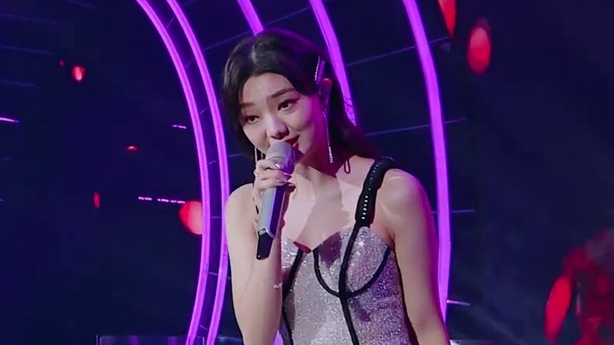 天使吻过的声音！李紫婷《我只在乎你》惊艳时光