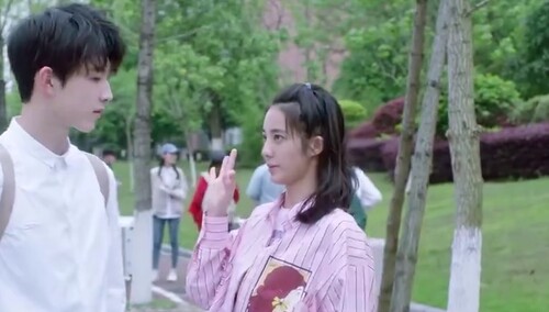 独家策划：南夏CP名场面之大学开学摸头杀三连