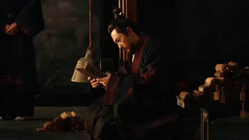 如何管理全国，秦始皇要求自己每天审60斤的文书