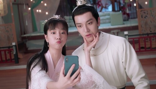 《她和他的恋爱剧本》爆笑篇：完颜洛绒庄达菲上演大型恋爱剧本杀