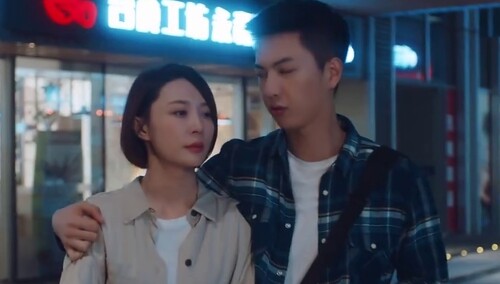 柳如玉周子升伪装情侣跟踪美娅
