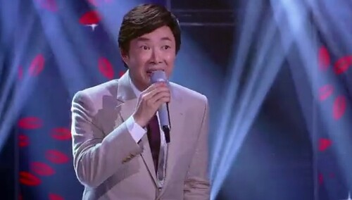 PK杰伦版《千里之外》 费玉清携素人重演经典