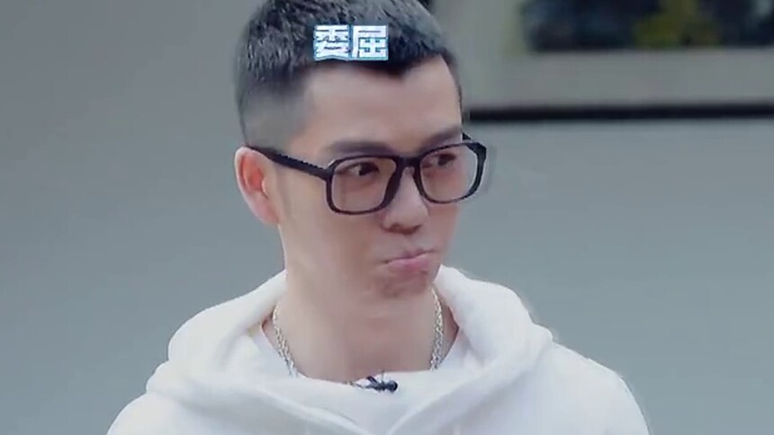 王栎鑫暂替村长一职 李庆誉无情补刀李锐：别回来了