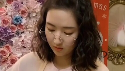 王玉雯大秀厨艺 戏里戏外美食battle