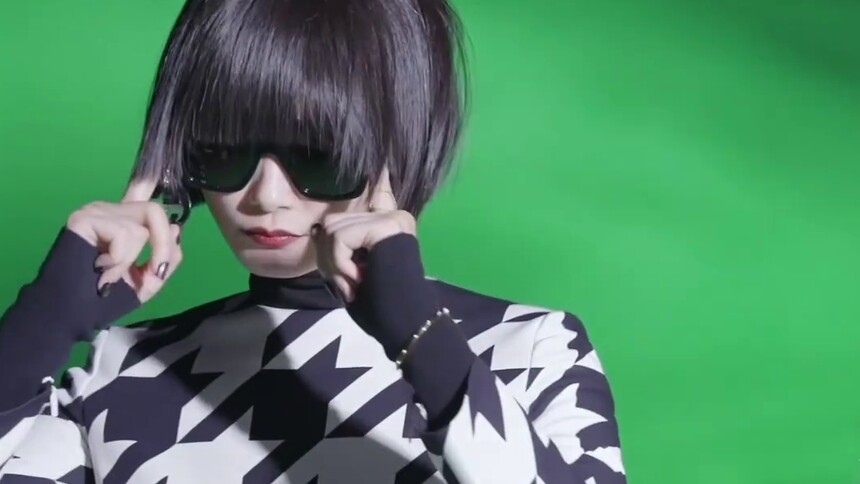 李宇春拍摄《时尚芭莎》2020年六月刊，今日是复古齐刘海波波头的霸气时髦春