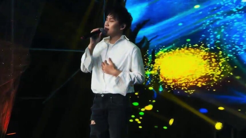 2020咪咕音乐现场线上音乐会：吴奇《幼稚鬼》