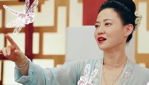 谭卓肖央秀甜蜜 周震南：这令人呕吐的爱情