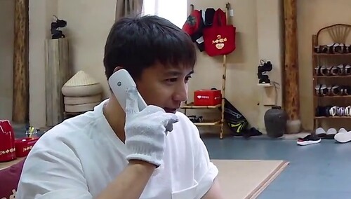 颜王驾到？孙红雷黄磊隔空成语接龙，这是要合体的节奏啊