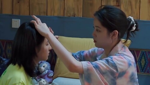 欢迎来到“娜枫”美妆直播间 一起变身精致美少女