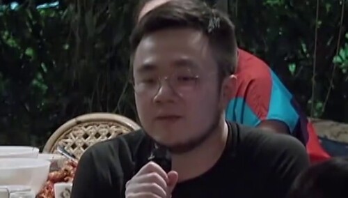 爷青回！巴图翻唱《心墙》引发了蘑菇屋的大合唱