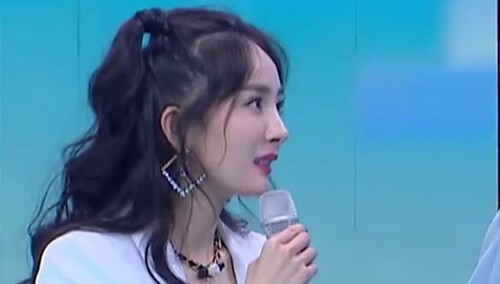 杨幂直言娜姐的优点一宿都说不完 这高情商真心没谁了！