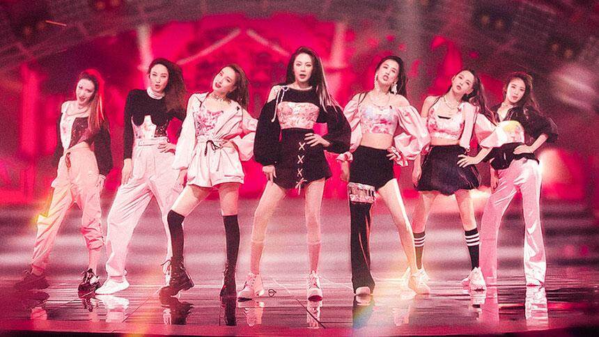 张雨绮团《我的新衣》，张含韵张萌方言rap洗脑