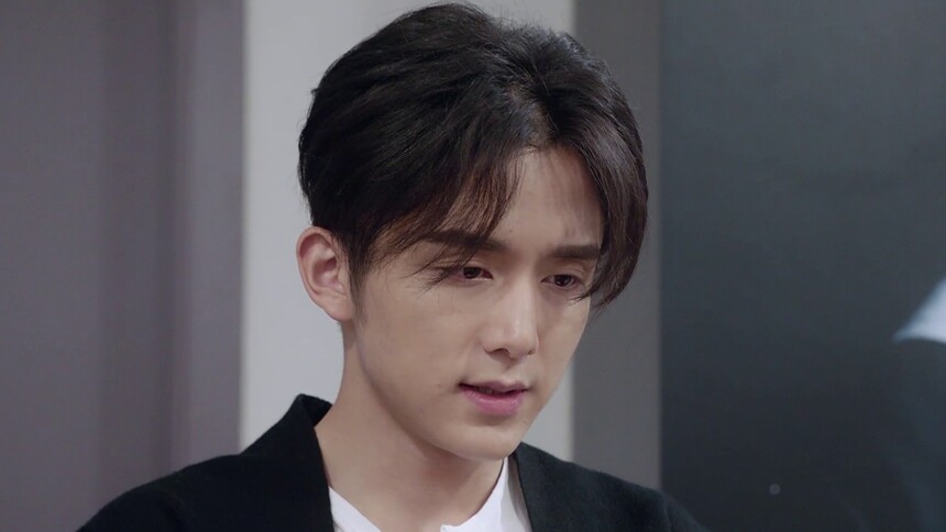 李臻言陷入两难境地