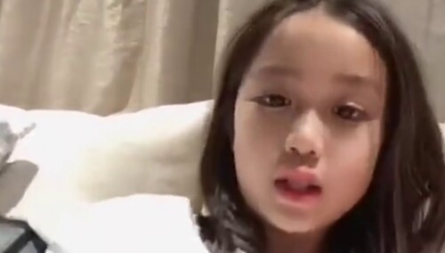 姐姐名场面：钟丽缇女儿给孟佳打call