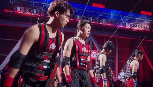 胡博文徐滨“胡萝卜须”合体 遇求海洋上演王者争霸