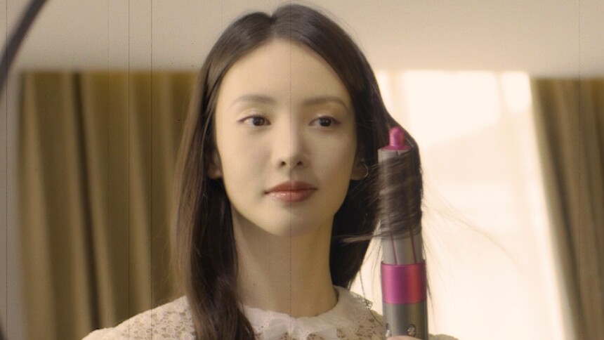 【时尚COSMO】她是演员金晨，是朋友口中的大喜，多面金晨等你解锁