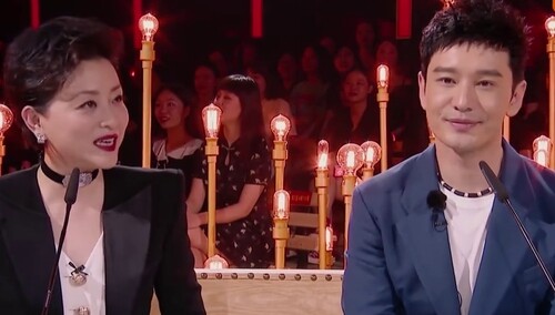 杨澜提问女人味是谁来定义，黄晓明完美回答赢得掌声
