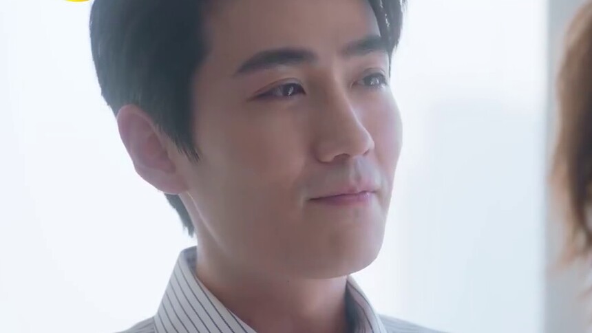 陈一鸣王子茹的小秘密？一鸣修电脑展现男友力