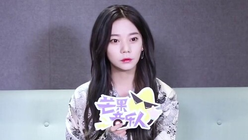 人美声甜宁宁子现场清唱《爱转》