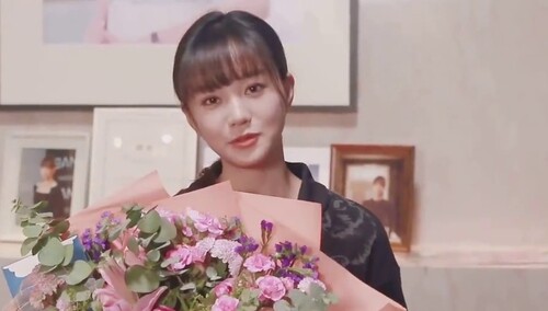 胡意旋杀青感言 小秦医生加油呀！