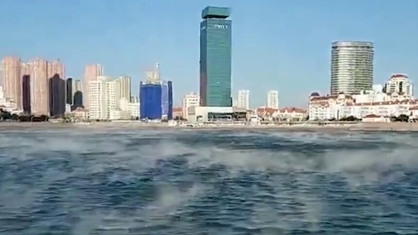 -15℃！青岛大海却“开锅”了 惊现“海浩”奇观