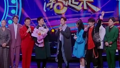 小红花表彰大会 感谢谢娜潘玮柏大张伟的欢乐与陪伴