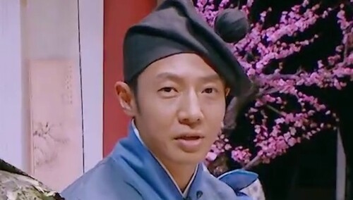 认真上课！撒贝宁现场普法