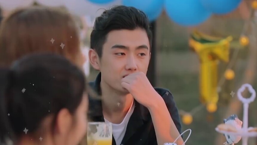 这算是表白吗？汪亘看张曼都看呆了：想画她