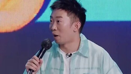 丁程鑫梁靖康杨迪互不相让攀比竞拍 杨迪小曲库告急
