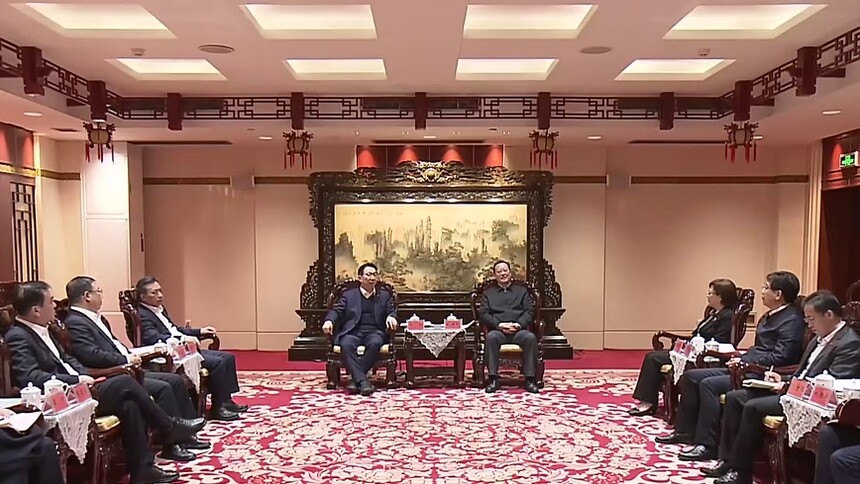 省政府与浦发银行签署新一轮战略合作框架协议 毛伟明与郑杨座谈并共同见证签约