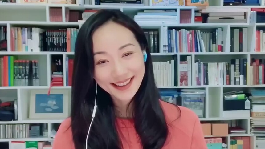 突然被cue  韩雪老师“学狗叫”惟妙惟肖