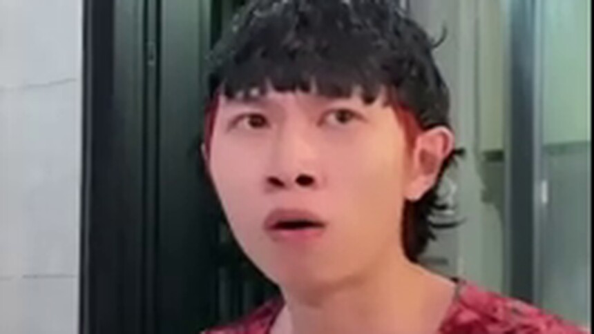 遇上这种事的概率，可能相当于飞行的战斗机上掉下一颗豌豆砸中地洞里的仓鼠
