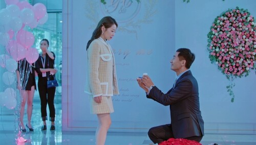 关总超盛大求婚 陈颂英羞羞铁拳伺候