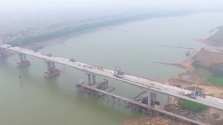 平益高速白泥湖湘江特大桥合龙 主线控制性工程全部完成