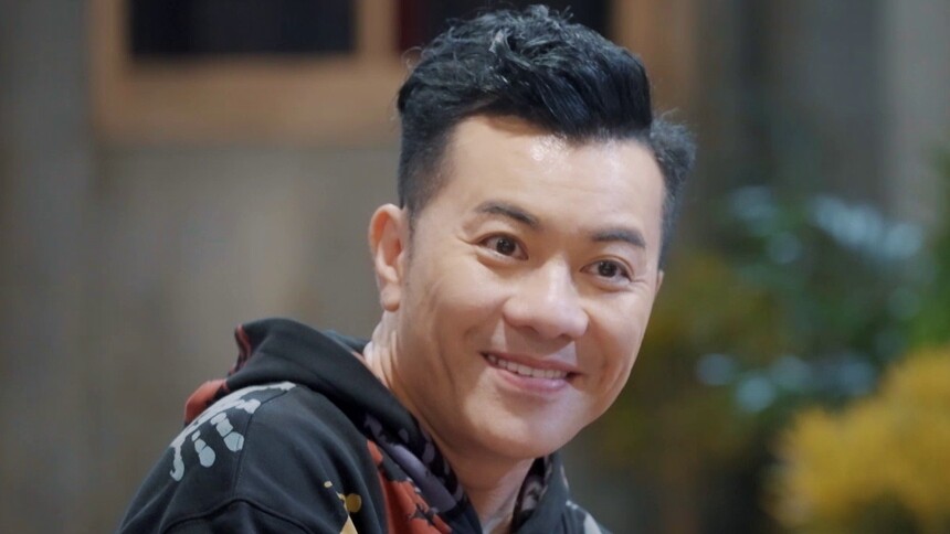 梁汉文被误认为90后，上演极致跨服聊天