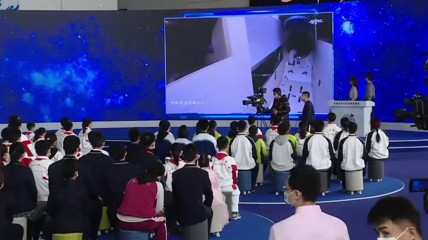 天宫课堂｜太空工作生活什么样？王亚平为你展示