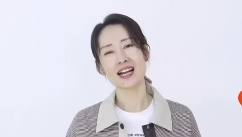 2021湖南卫视春晚2月4日19：30等你来 刘敏涛祝你开开心心过好每一天！
