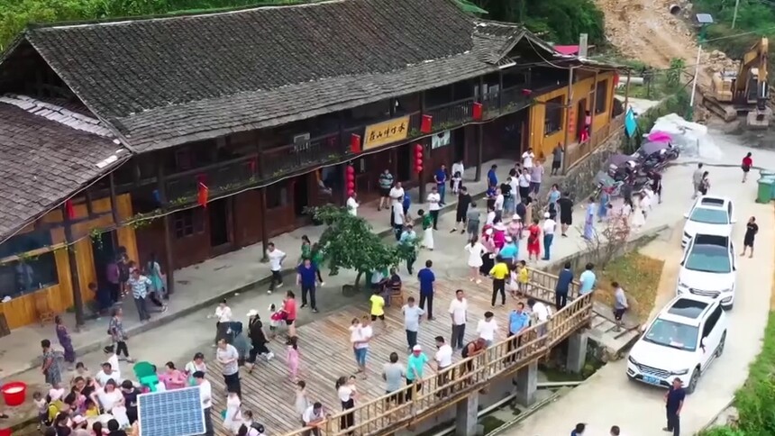 奋斗百年路 启航新征程——脱贫村中看样板 安化县南金村：果旅融合奔小康