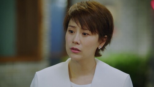 《甜蜜》第25集看点：田蜜和昔日闺蜜相遇