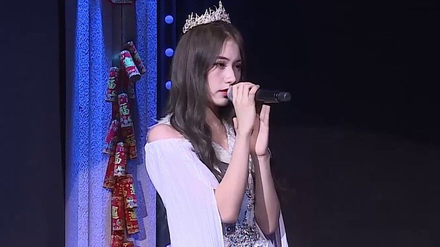 SNH48新春特别公演：刘洁《ice queen》