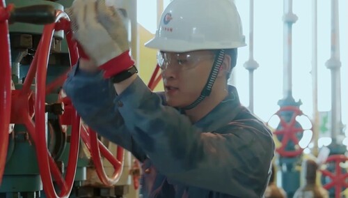 中国海油人张晨旭30分钟内紧急关闭20口气井阀门
