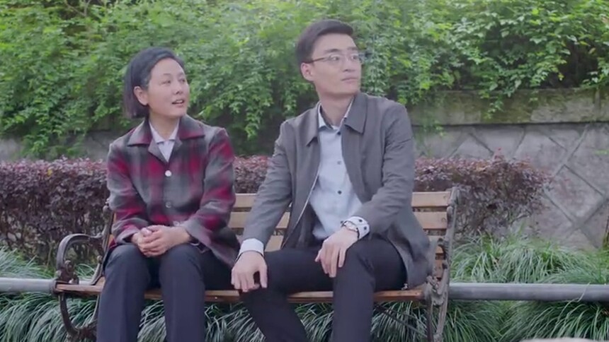晓岸和石竹谈心 劝慰妈妈晓风已释怀