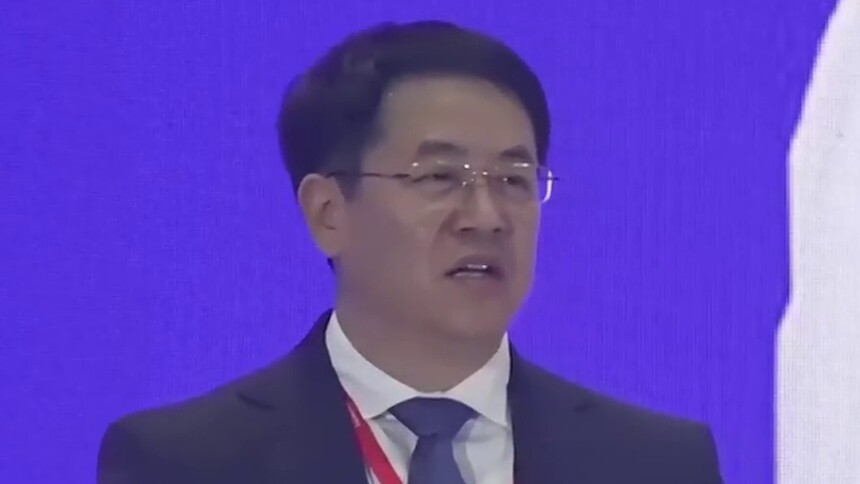 热点快追丨杨晓明：中国研发的新冠疫苗“不光速度上领先，质量上还好”