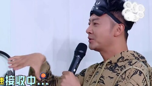 你划我猜游戏大翻车 凤凰传奇印小天各玩各的不在一个频道