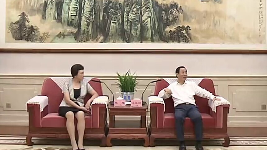 许达哲与陈旭一行座谈