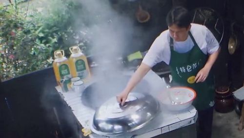 黄小厨菜谱再公开！大锅炖肉香气四溢超美味