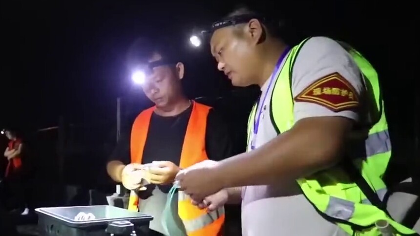 怀化：张吉怀高铁怀化南枢纽工程信号设备改造