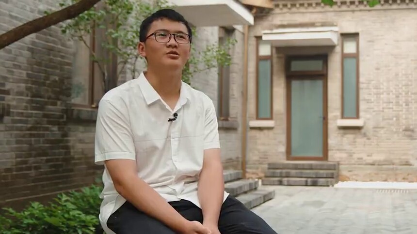 车祸截肢 8次手术 “自强少年”圆梦清华