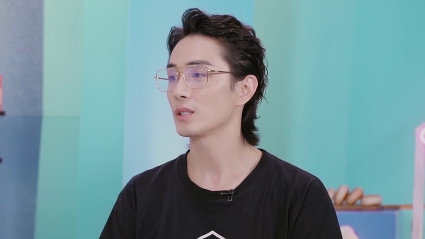 李承铉现场确认James友谊